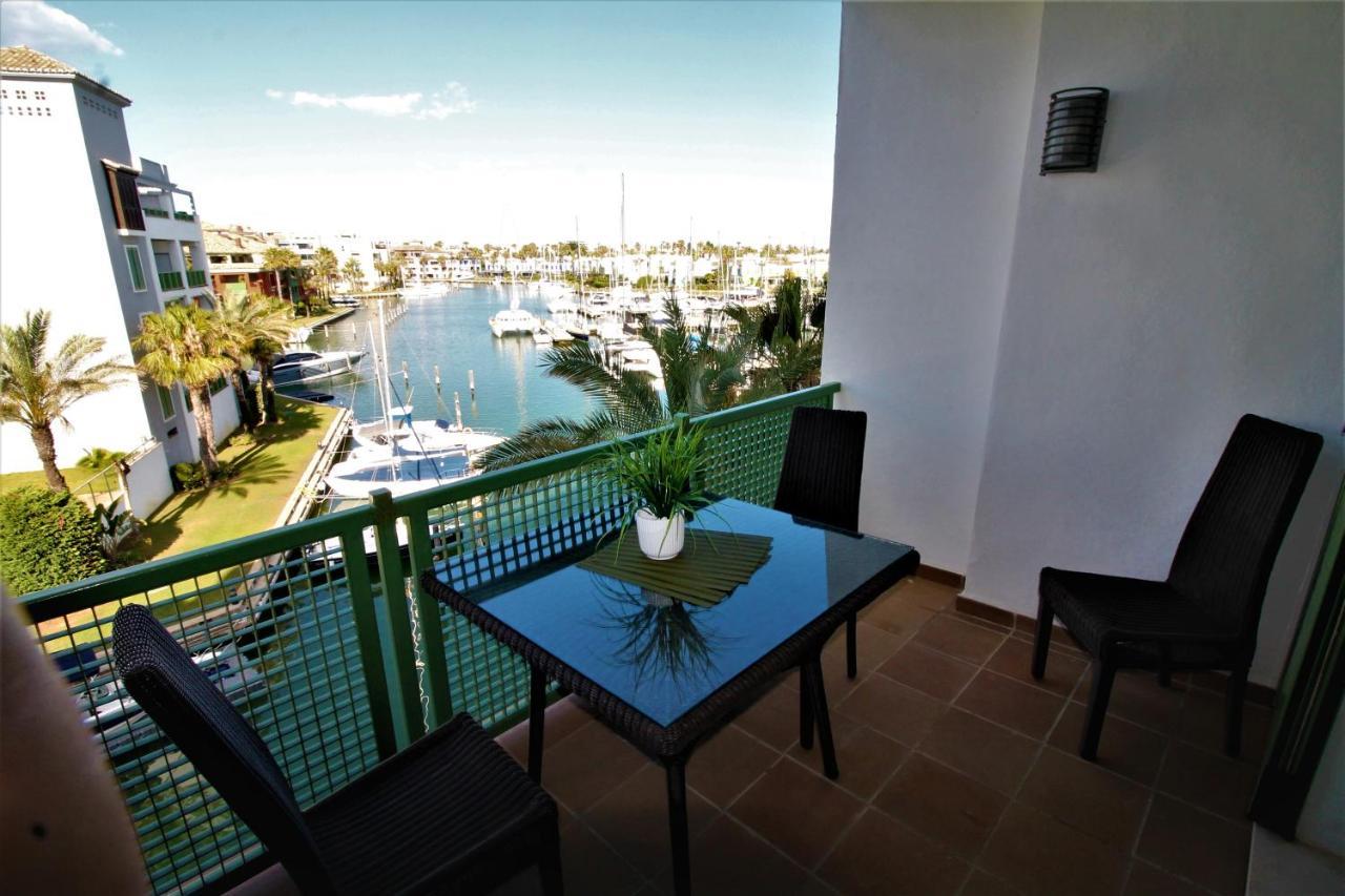 Апартаменти New View Sotogrande Marina - Jungla Del Loro Екстер'єр фото